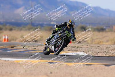 media/Dec-17-2023-CVMA (Sun) [[bf0c04832d]]/Race 2 Amateur Supersport Open/